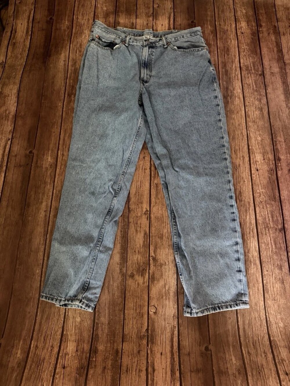 Men’s Levi 560 Jeans 38x32 Relaxed Comfort Fit Tapered Leg